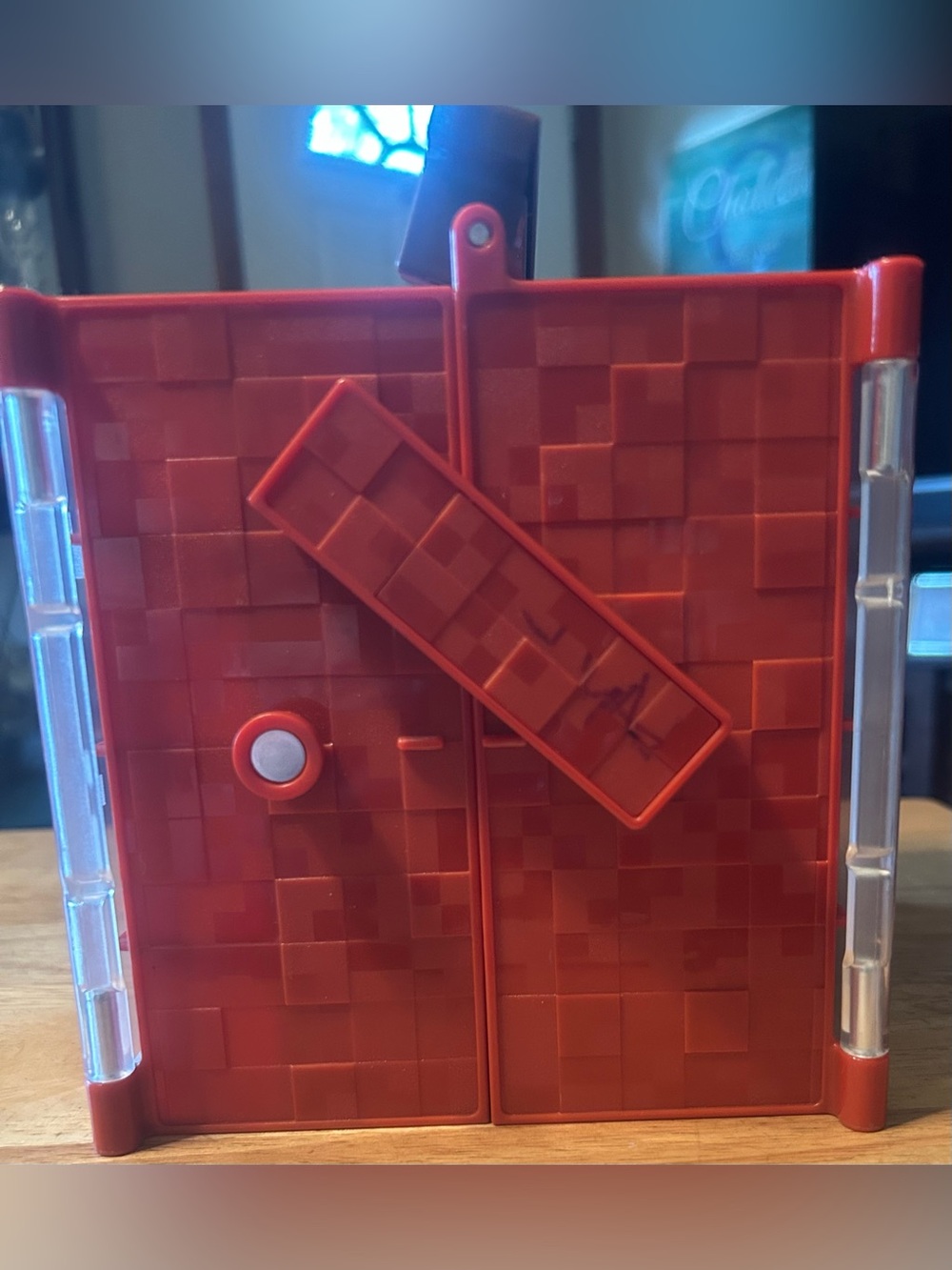 Minecraft Mini Figure Collector Display/Storage Cube - Red - Picture 4 of 5
